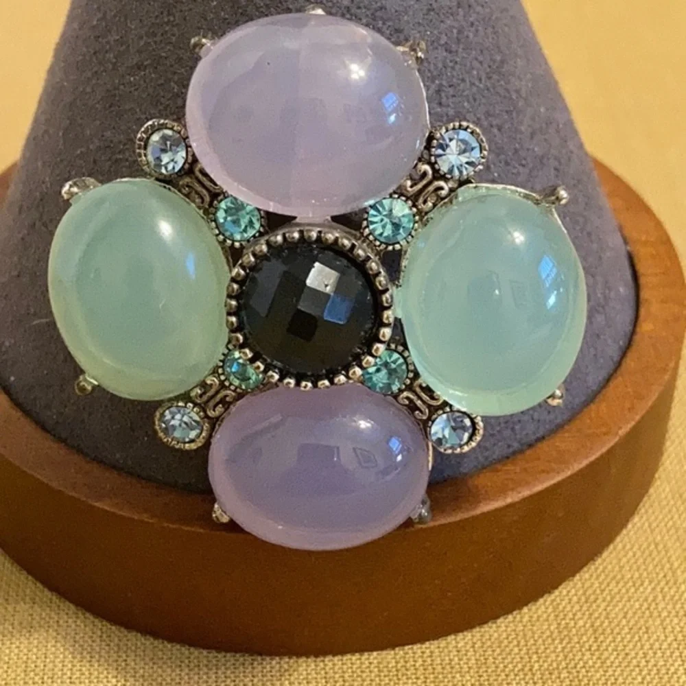 Vintage statement brooch/pendant
